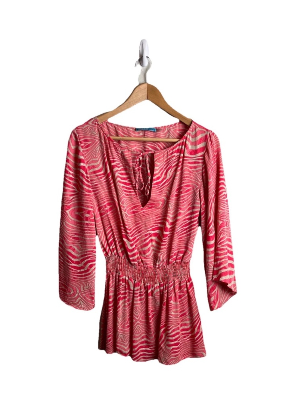 Alice + Olivia Zebra Print Blouse Silk Smocked Top XS Pink Tunic Women’s